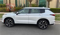 ميتسوبيشي اوتلاندر